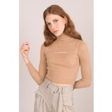 Fashion Hunters BSL Camel ribbed turtleneck with a cut-out Cene