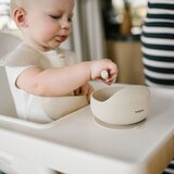 BabyOno silikonska zdjelica s vakuumom 350 ml 6 m+, bež | shoptok.hr