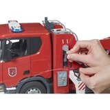 Bruder Vatrogasni kamion Scania Super 560R sa merdevinama, pumpom, zvučnim i svetlosnim efektima | Eponuda.com