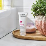 Super Facialist Rosehip Hydrate dnevna hidratantna i zaštitna krema SPF 15 75 ml | shoptok.hr