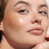 Dr. Hauschka Make-Up Lip to Cheek multifunkcionalna šminka za usne i lice nijansa 04 gold 6.1 g | shoptok.hr