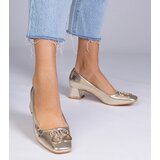 Gemre Golden low-heeled pumps with rhinestones Cahes | ePonuda.com