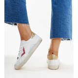 Gemre White sneakers with a "worn" effect Gombola | Shoptok.si