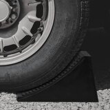 vidaXL Zagozde za kolesa 4 kosi 16x9x9 cm guma Cene