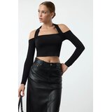 TRENDYOLMILLA ženski bluza Tpraw25Bz00015, Crna | Eponuda.com