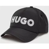 Hugo Kapa s šiltom črna barva