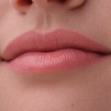 Catrice Bare Touch hranilni balzam za ustnice odtenek 020 Feelin' Pretty 3 g | Shoptok.si