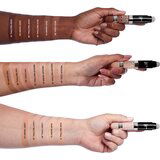 IT Cosmetics Bye Bye Dark Spots kremasti prekrivni korektor za ženske 32 Medium Warm 7 ml | Shoptok.si