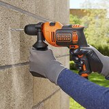 Black & Decker udarna bušilica BEH710KA80 | Eponuda.com