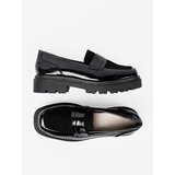 GOODIN Lacquered loafers with studs | ePonuda.com