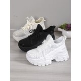Resti Women's sporty sneakers with rhinestones Blysco | ePonuda.com