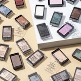 Artdeco Eyeshadow Pearl senčila za oči za vlaganje v paleto z bisernim sijajem odtenek 29 Pearly Light Beige 0,8 g | Shoptok.si