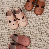Liewood otroški usnjeni copatki cat rose | Shoptok.si