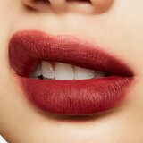 MAC Cosmetics Powder Kiss Liquid Lipcolour mat tekući ruž za usne nijansa Pretty Pleats! 5 ml | shoptok.hr