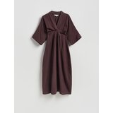 Reserved Midi haljina od muslina - tamnosmeđe | shoptok.hr