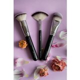 BrushArt Professional B1 Flat foundation brush kist za tekući puder B1 1 kom | shoptok.hr