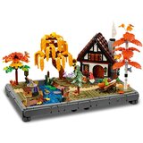 Lego Icons: Jesenski vrt ob koči | Shoptok.si