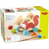Haba Vlečna igrača z vstavljivimi oblikami - veverica | Shoptok.si