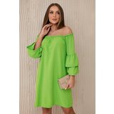 Kesi Spanish dress with pleats on the sleeve of bright green color cene