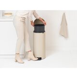 Brabantia Kanta za smeće s pedalom Newicon 30 L s plastičnim unutarnjim dijelom - Soft Beige | shoptok.hr