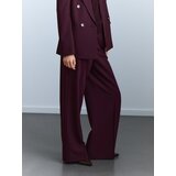 Reserved Hlače širokih nogavica izglačane na crtu - burgundy | shoptok.hr