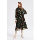 Gusto Floral Casual Dress - Black