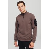 Legendww braon muski duks sa dzepom na rukavu i zip kragnom | ePonuda.com