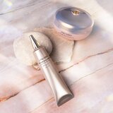 Shiseido Future Solution LX posvjetljujuća baza za zaglađivanje SPF 30 40 ml | shoptok.hr