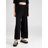 Vila Hlače 'PLISA' črna | Shoptok.si