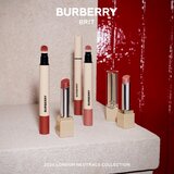 Burberry Brit Shine Slimstick hidratantni ruž za usne s visokim sjajem nijansa Hampstead Oak 668 3 g | shoptok.hr