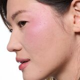 MAC Cosmetics Skinfinish Colourstruck rdečilo odtenek Plush 4.5 g | Shoptok.si