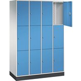 C+P jeklena omara s predelki z zaklepanjem intro, višina predelka 580 mm, šxg 1220 x 500 mm, 12 predelkov, korpus svetlo siv, vrata svetlo modra | Shoptok.si