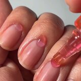 LONDONTOWN Kur Peptide Serum Concentrate regeneracijski serum za nohte in obnohtno kožo 10 ml | Shoptok.si
