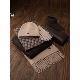Sinsay Beanie kapa s vezom Slike