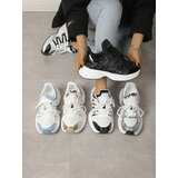 Resti Women's sporty sneakers on a thicker sole Loness | Shoptok.si