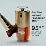 Clarins Double Serum Foundation Brush kist za tekući puder 1 kom | shoptok.hr