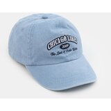 Sinsay Pamučna kapa s izvezenim natpisom „Chicago Lakes“ | shoptok.hr