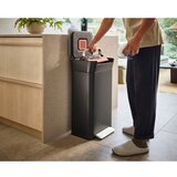 Joseph Joseph Črn jeklen koš za smeti s pedalom 30 l Titan – | Shoptok.si