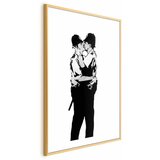  Plakat - Kissing Coppers 60x90 Zlatni okvir s margom | shoptok.hr