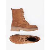 Shelvt Comfortable caramel workers on a flat sole | Shoptok.si