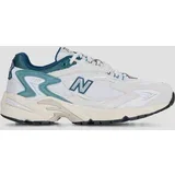 Nizke superge 725 Bela