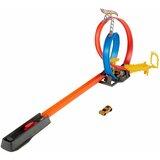 Mattel Hot Wheels Energijska proga z dvojno zanko in modelom vozila v merilu 1/64, Ve?barvno, (21581917) | Shoptok.si