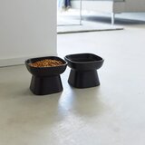 YAMAZAKI Keramična posoda za hrano za hišne ljubljenčke Tower – | Shoptok.si