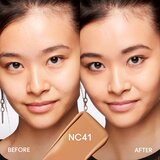 MAC Cosmetics Studio Fix Fluid SPF 15 24HR Matte Foundation + Oil Control matirajoči tekoči puder SPF 15 odtenek NC41 30 ml | Shoptok.si