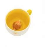 Rumena/kremno bela porcelanasta skodelica 350 ml Surprise Highland Cow –