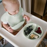 BabyOno Silikonski okrogel krožnik s predelki in priseskom 6 m+, mint | Shoptok.si