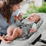 Stokke ležaljka i njihaljka steps™ white deep grey | shoptok.hr