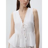Reserved Mušelin bluza - bijela | shoptok.hr