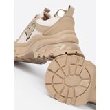 Shelvt Beige sneakers with a decorative gold heart | Shoptok.si
