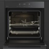 Hisense ugradna rerna - HO66MB pizzachef | Eponuda.com